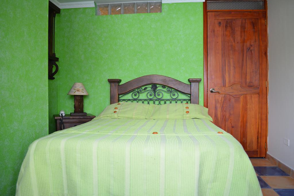 Hotel Casa Colonial Santa Rosa De Cabal Bilik gambar