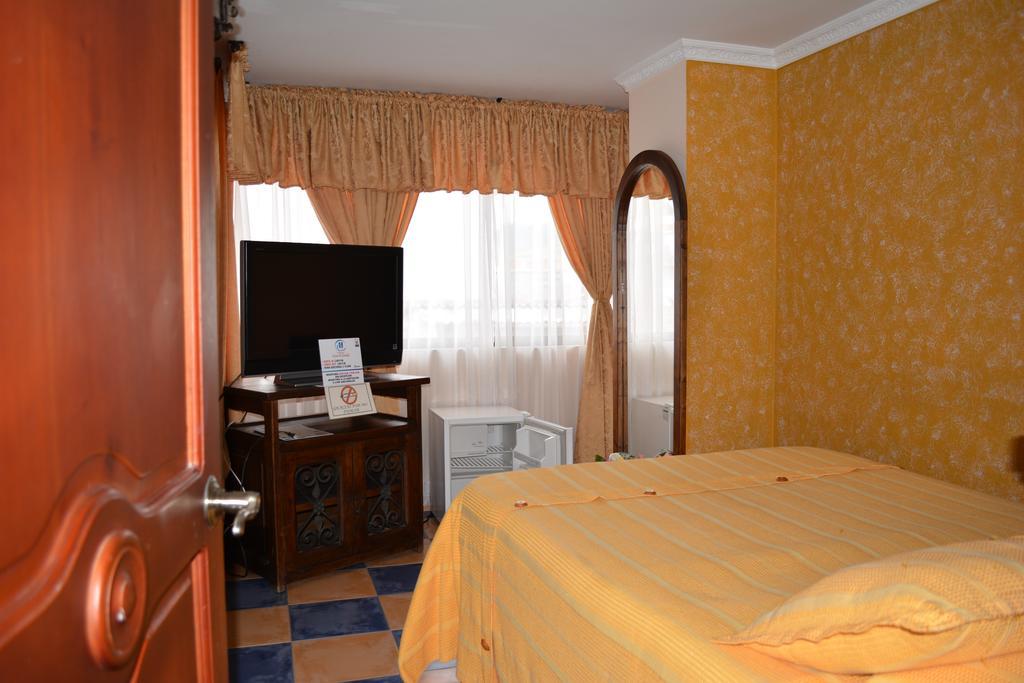 Hotel Casa Colonial Santa Rosa De Cabal Bilik gambar