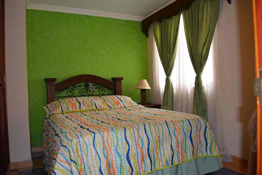 Hotel Casa Colonial Santa Rosa De Cabal Bilik gambar