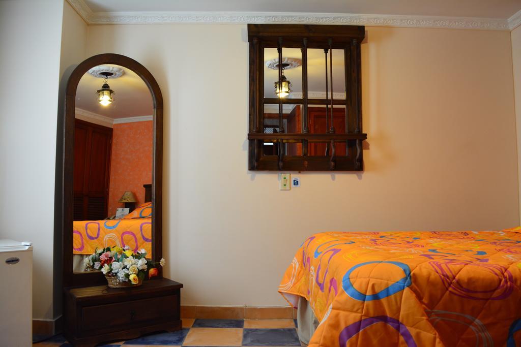 Hotel Casa Colonial Santa Rosa De Cabal Bilik gambar